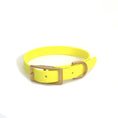 Bild in Galerie-Betrachter laden, Biothane Halsband in gelb – robust, wasserfest & geruchsneutral – Made in Germany