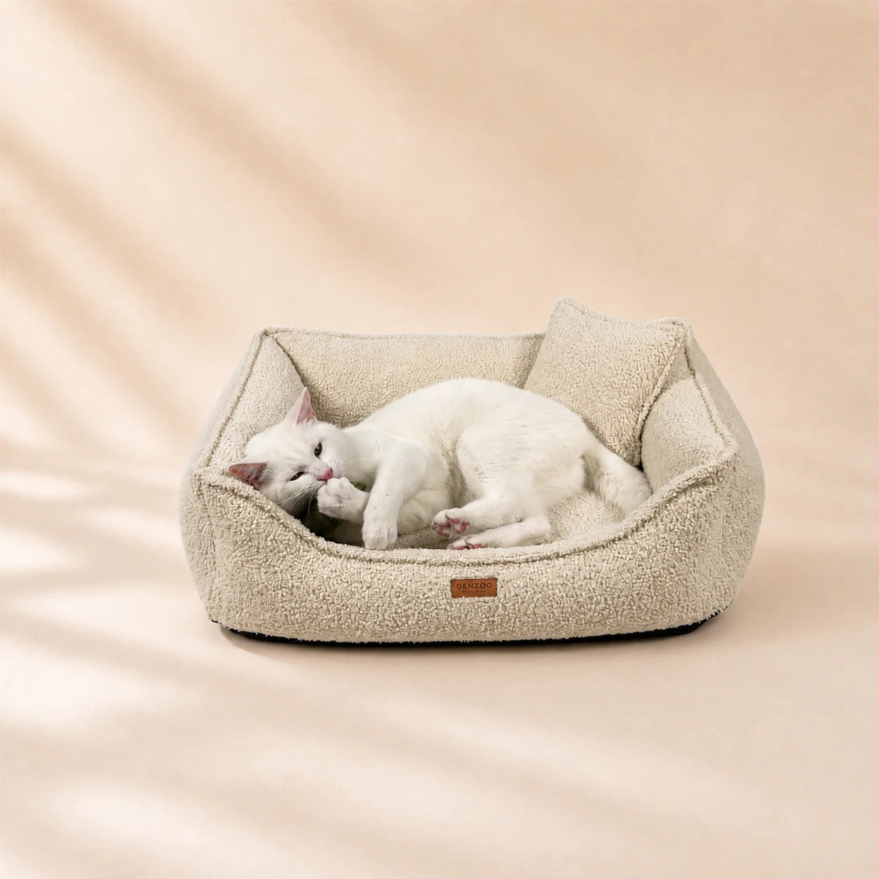 Orthopädisches Katzenbett „ BOUCLÉ“ – weich, formstabil & hochwertig