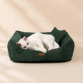 Load image into Gallery viewer, Orthopädisches Katzenbett „CORD“ – weich, formstabil & hochwertig | Made in EU
