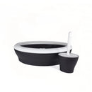 Design-Katzenklo-Set in Schwarz mit passender Schaufel und Halter – hochwertig gefertigt in Italien.