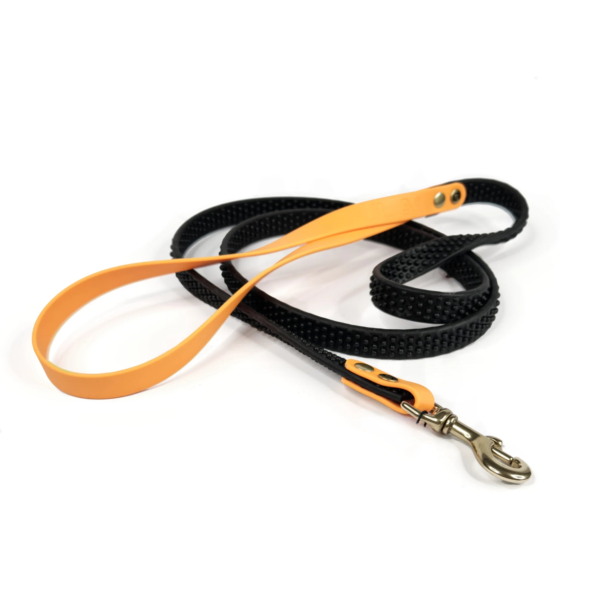 GULA Hundeleine – schwarze Leine mit orangem Griff.