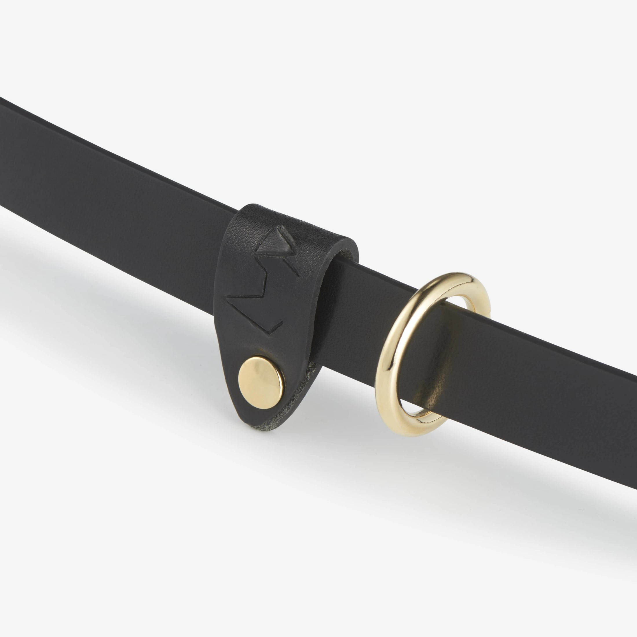 Detail italienisches Rindsleder – hochwertig & robust.